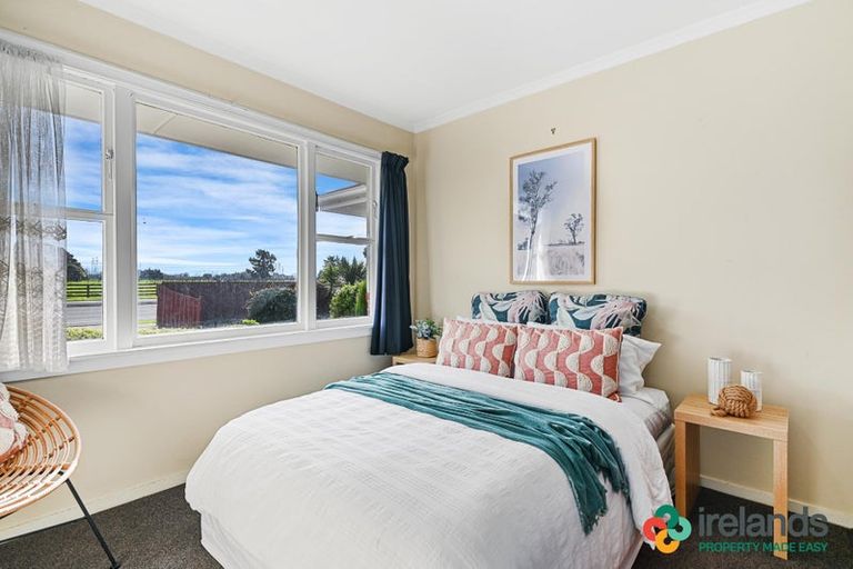 Photo of property in 42 Russley Road, Russley, Christchurch, 8042
