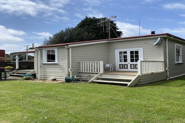 Photo of property in 400 State Highway 1, Ohau, Levin, 5570