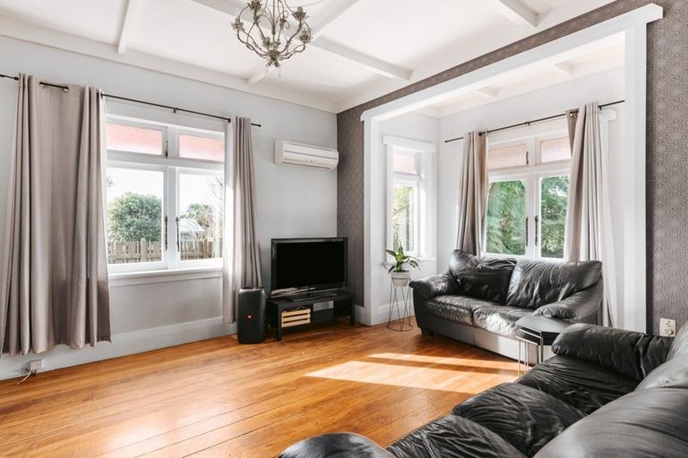 Photo of property in 57 Dunlop Road, Te Puke, 3119