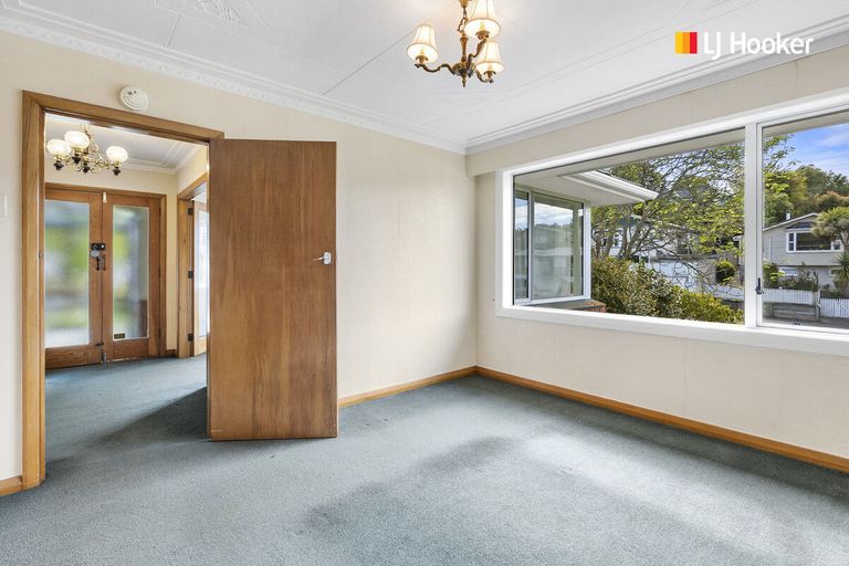 Photo of property in 1 Broomlea Street, Wakari, Dunedin, 9010