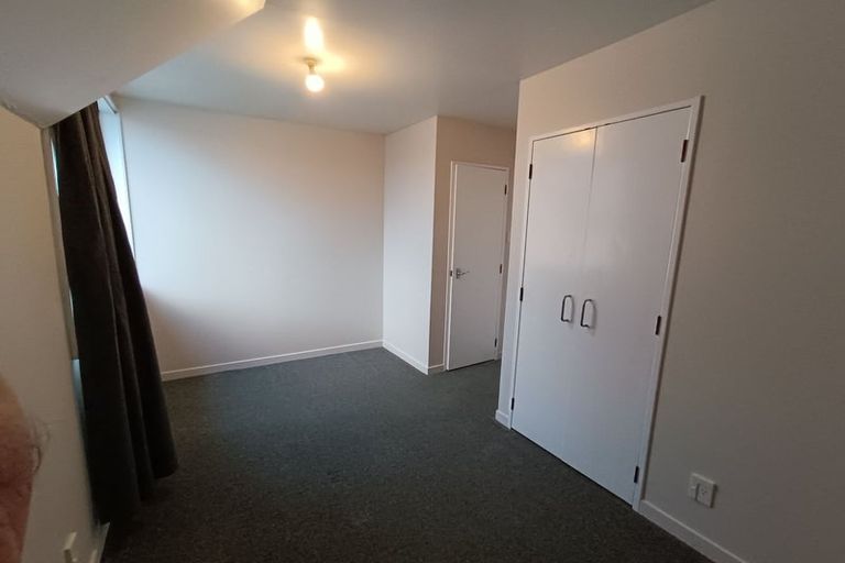 Photo of property in 2/990 High Street, Avalon, Lower Hutt, 5011