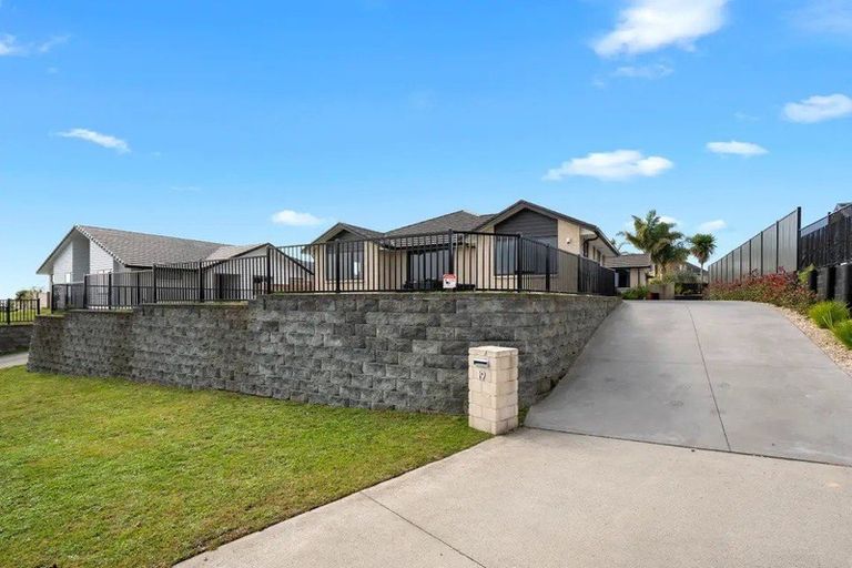 Photo of property in 19 Mervyn Place, Ohauiti, Tauranga, 3112