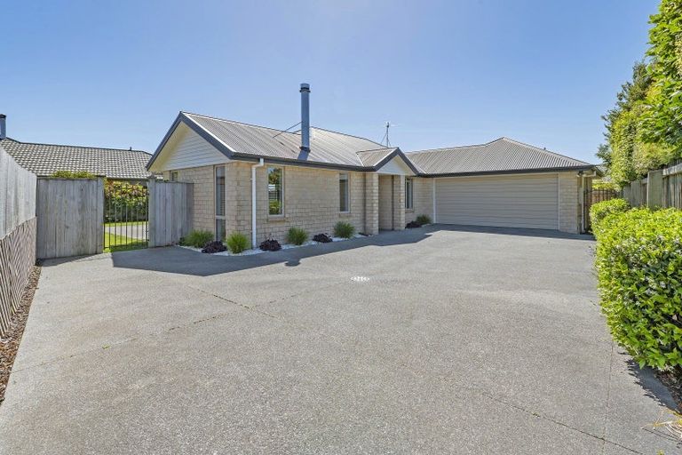 Photo of property in 26a Markham Way, Rolleston, 7614