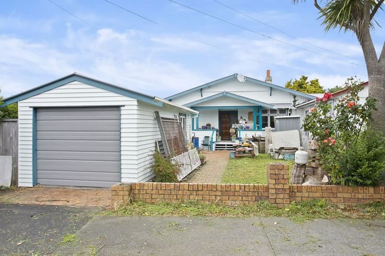 Photo of property in 1/30 Western Springs Road, Morningside, Auckland, 1022