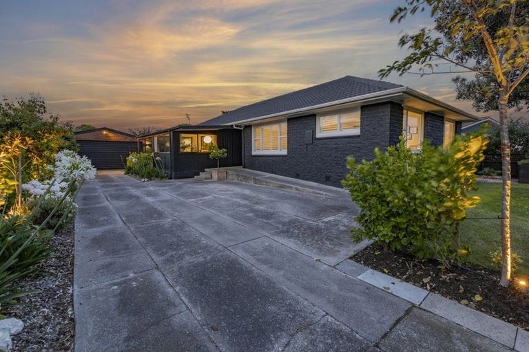 Photo of property in 25 Pandora Street, North New Brighton, Christchurch, 8083