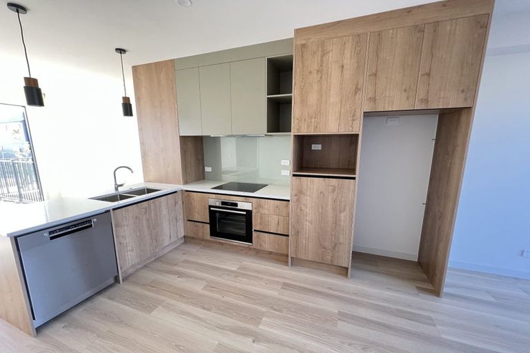 Photo of property in 71 Tarapuka Road, Westgate, Auckland, 0814