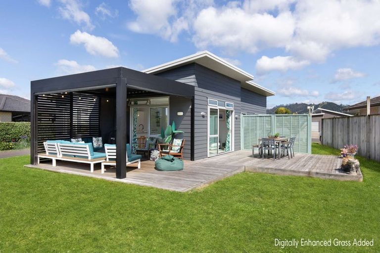 Photo of property in 16 Reel Road, Athenree, Waihi Beach, 3611