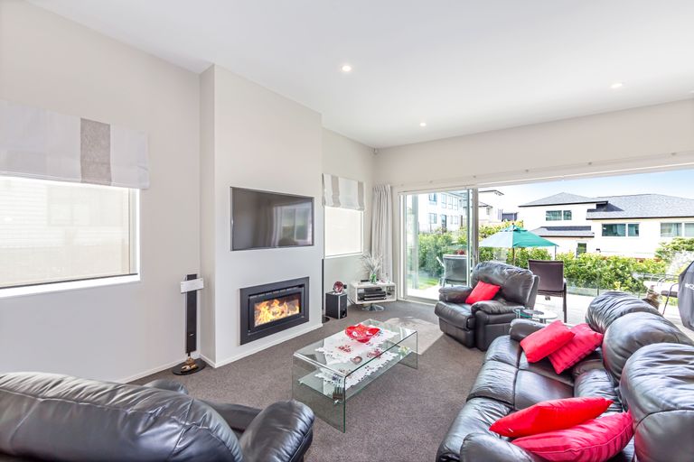 Photo of property in 42 Miller Rise, Silverdale, 0932