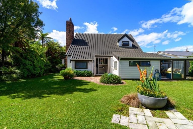 Photo of property in 6 Kuirau Street, Rotorua, 3010