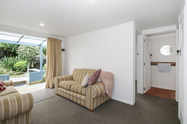 Photo of property in 18a Oriental Street, Welbourn, New Plymouth, 4312