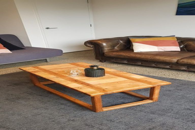 Photo of property in 14 Cochrane Road, Hobsonville, Auckland, 0616