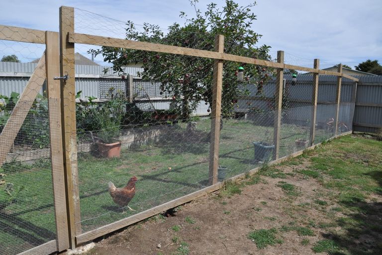 Photo of property in 3 Wakefield Street, Awapuni, Palmerston North, 4412