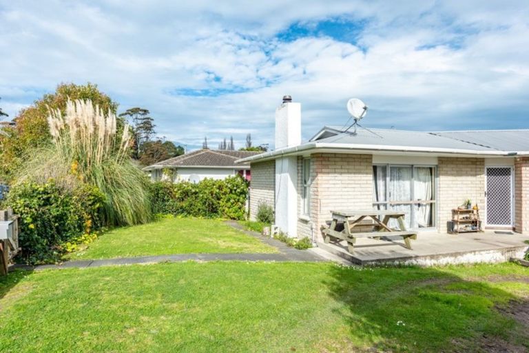 Photo of property in 58 Lawrence Street, Outer Kaiti, Gisborne, 4010