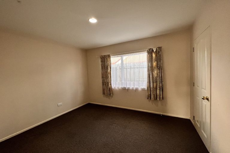 Photo of property in 8c Helvetia Road, Pukekohe, 2120