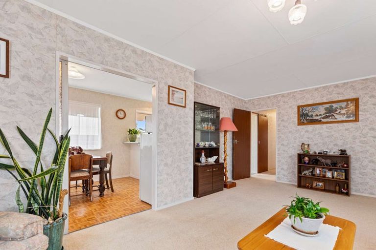Photo of property in 4 Saunders Place, Gonville, Whanganui, 4501