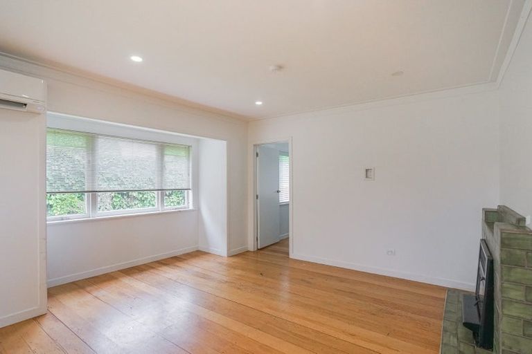 Photo of property in 1/16 Opaheke Road, Papakura, 2110