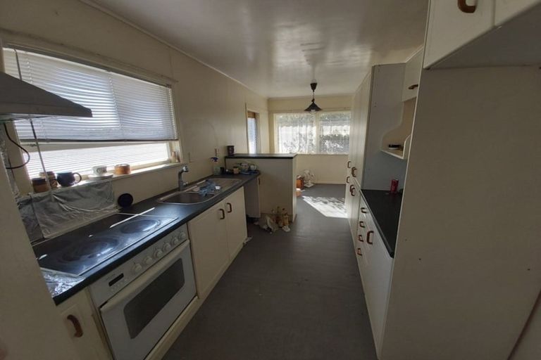 Photo of property in 85 Bruce Road, Glenfield, Auckland, 0629