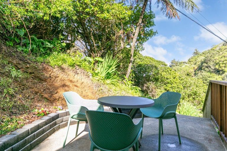 Photo of property in 45 Onslow Road, Khandallah, Wellington, 6035