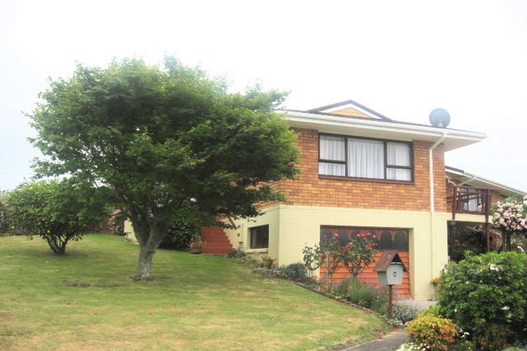 Photo of property in 4 Randell Place, Te Puke, 3119