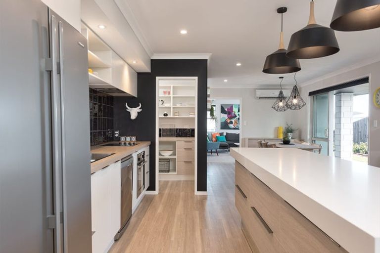 Photo of property in 74 Golden Sands Drive, Papamoa Beach, Papamoa, 3118