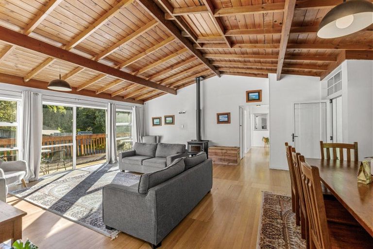 Photo of property in 1a Cross Street, Raglan, 3225