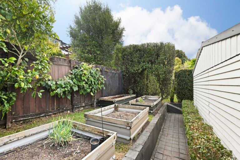 Photo of property in 27 Manapouri Place, Glenview, Hamilton, 3206