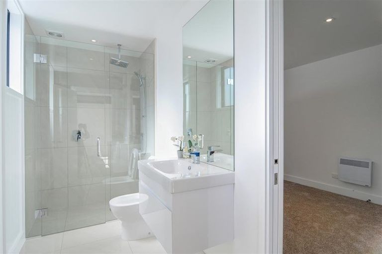 Photo of property in 5a Jackby Court, Jacks Point, Queenstown, 9371