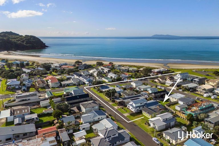 Photo of property in 12 Marine Avenue, Waihi Beach, 3611