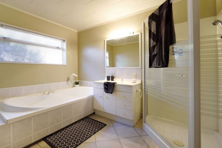 Photo of property in 13 Saunders Crescent, Stoke, Nelson, 7011