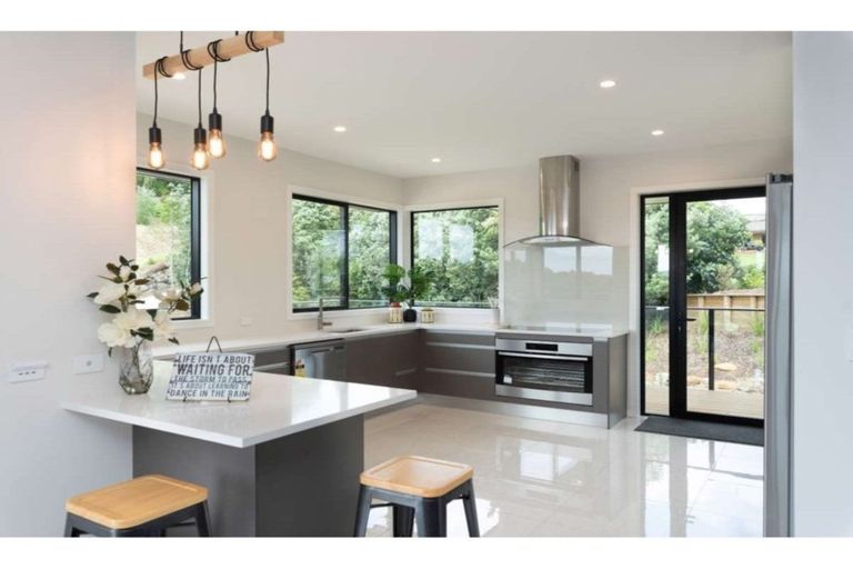 Photo of property in 6 Stoney Brook Lane, Kerikeri, 0230