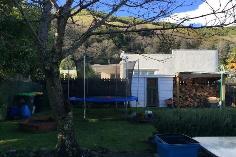 Photo of property in 77 Cambria Street, The Wood, Nelson, 7010