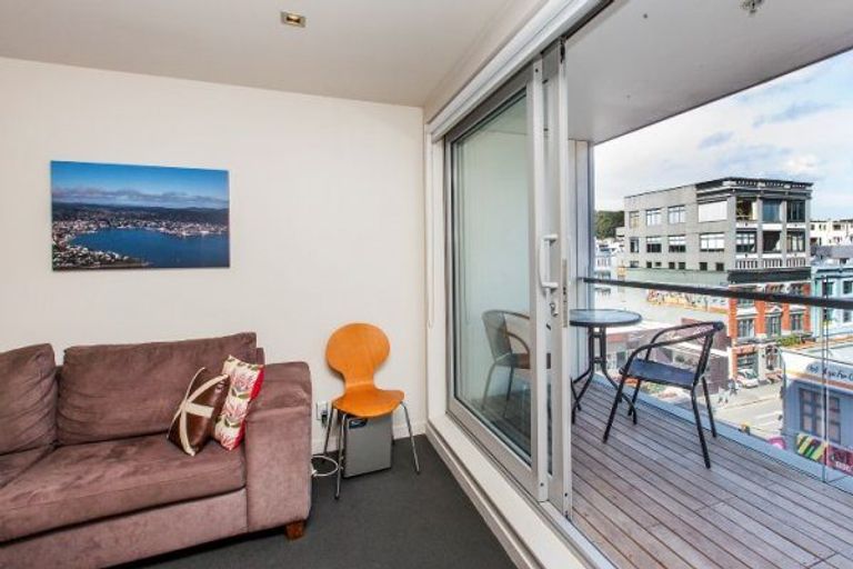 Photo of property in Monument Apartments, 5f/245 Wakefield Street, Te Aro, Wellington, 6011