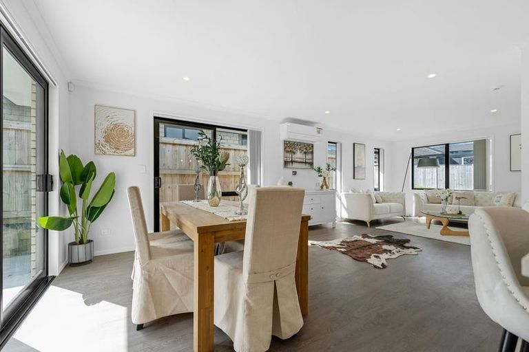 Photo of property in 11 Paul Way, Pokeno, 2402