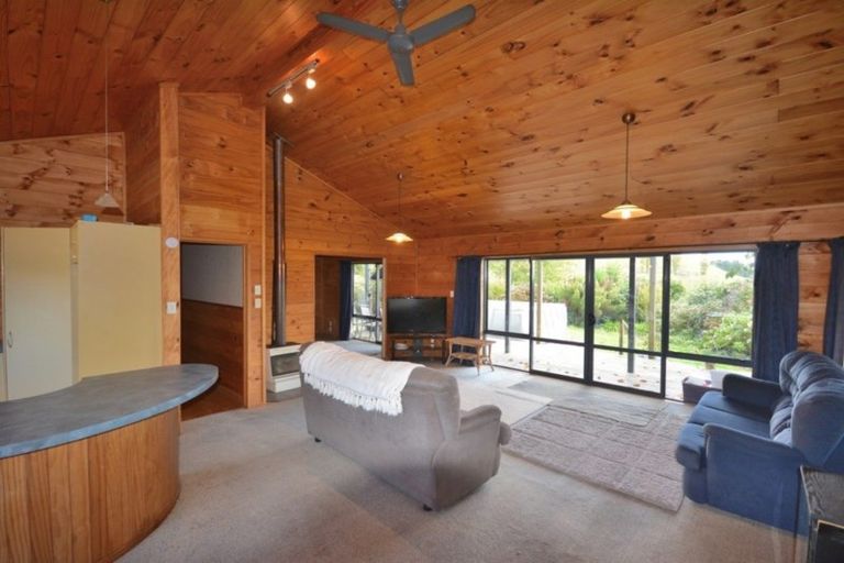 Photo of property in 574 Kaitemako Road, Welcome Bay, Tauranga, 3175