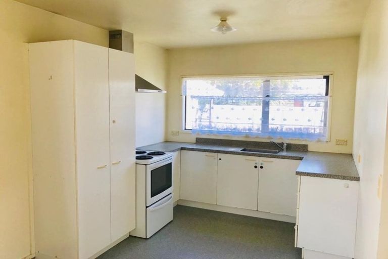 Photo of property in 2/29 Aeronautic Road, Takanini, 2112