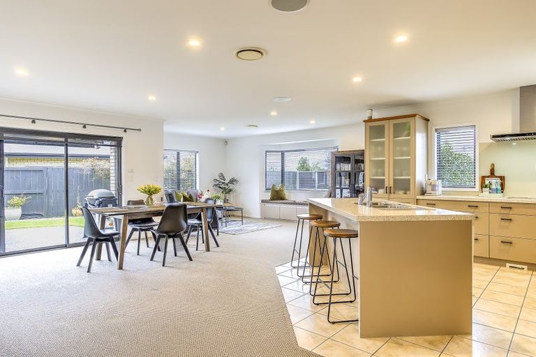 Photo of property in 2 Mosslea Court, Rototuna North, Hamilton, 3210