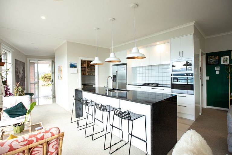 Photo of property in 19 Bay Heights, Governors Bay, Lyttelton, 8971