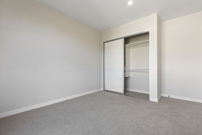 Photo of property in 8/8 Bagnall Avenue, Point England, Auckland, 1072