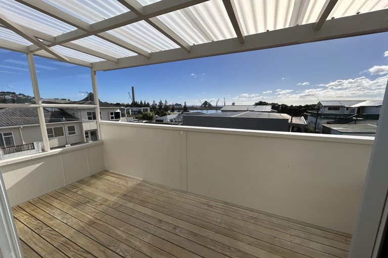 Photo of property in 4/80 Whiteley Street, Moturoa, New Plymouth, 4310