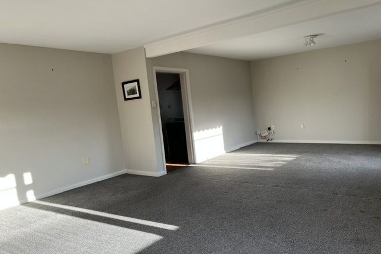 Photo of property in 1/139 Hamilton Avenue, Ilam, Christchurch, 8041