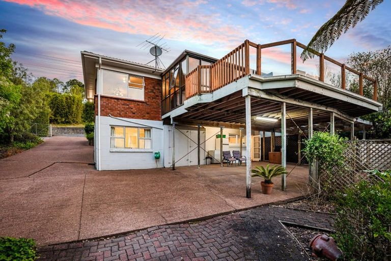 Photo of property in 470 Don Buck Road, Massey, Auckland, 0614