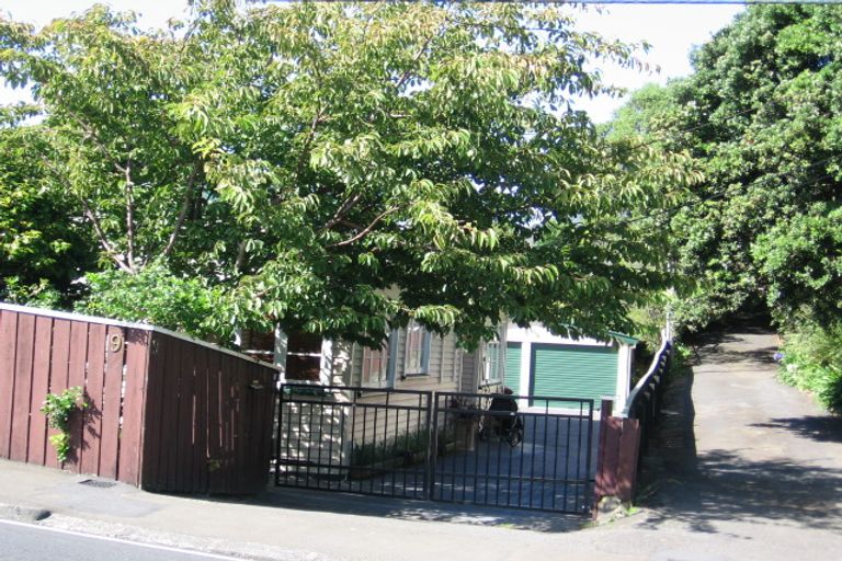 Photo of property in 9 Cockayne Road, Khandallah, Wellington, 6035