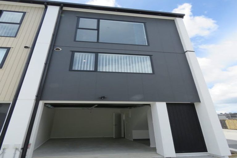 Photo of property in 167a Wainui Road, Silverdale, 0932