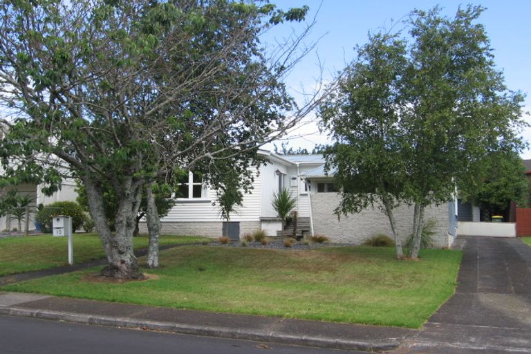 Photo of property in 11 Watene Road, Mount Wellington, Auckland, 1060