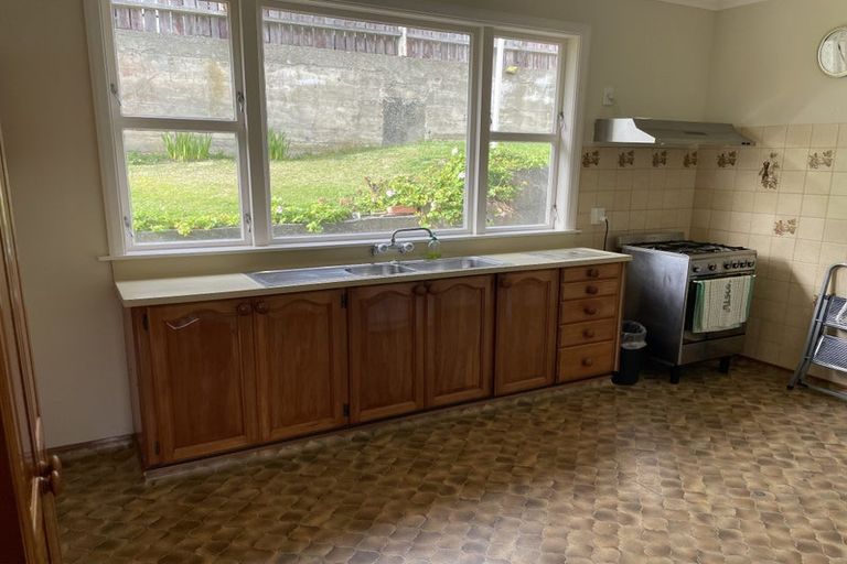 Photo of property in 3 Humber Street, Island Bay, Wellington, 6023