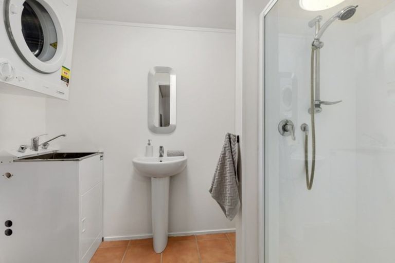 Photo of property in 16 Haast Close, Kelson, Lower Hutt, 5010