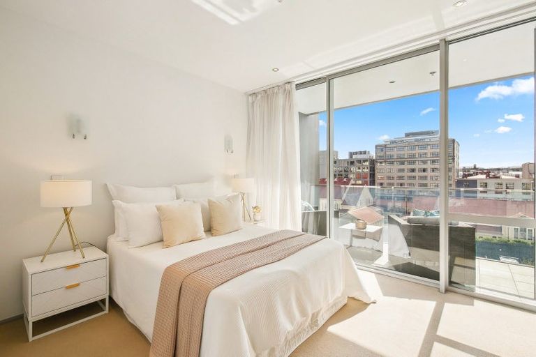 Photo of property in Sanctum Apartments, 54/10b Ebor Street, Te Aro, Wellington, 6011