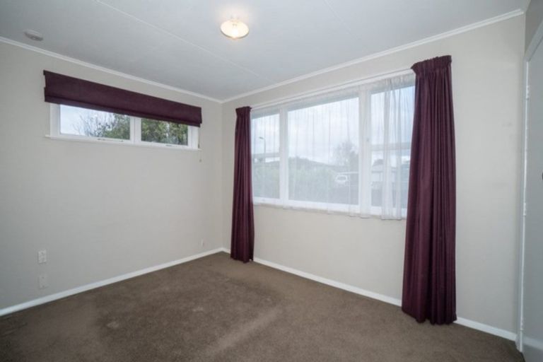 Photo of property in 28 Kaituna Street, Milson, Palmerston North, 4414