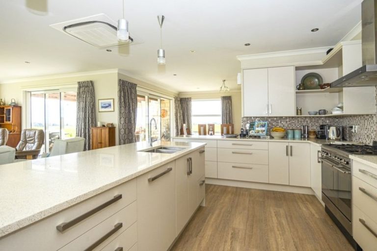 Photo of property in 1153 Rolling Ridges Road, Levels Valley, Timaru, 7975