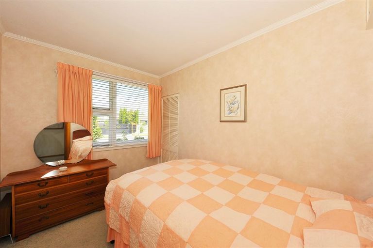 Photo of property in 14 Cunningham Place, Halswell, Christchurch, 8025
